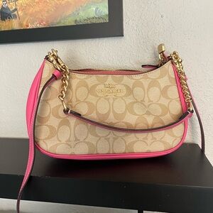Coach Teri Shoulder bag